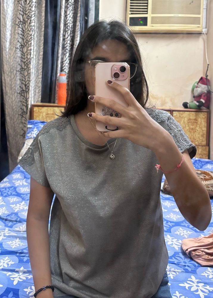 FIG GLITTERY STARRY GREY TOP