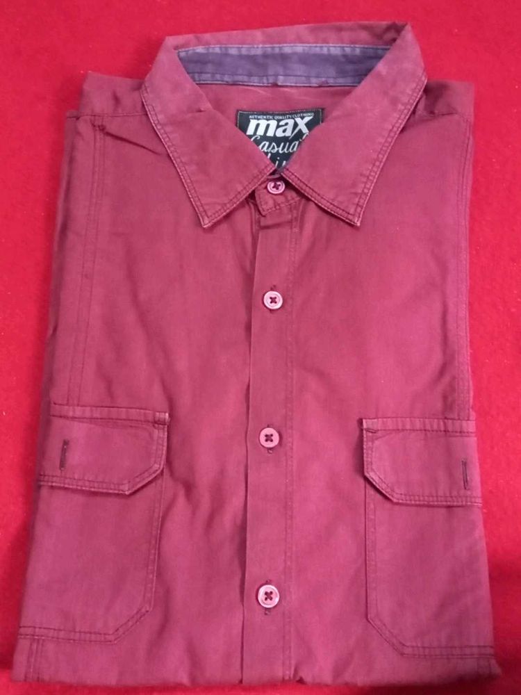 CHEST POCKETS Men's Casual Maroon Shirt