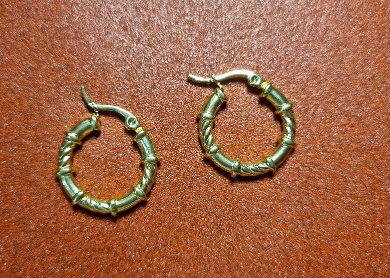 Anti tarnish Gold Tone Hoop Earrings