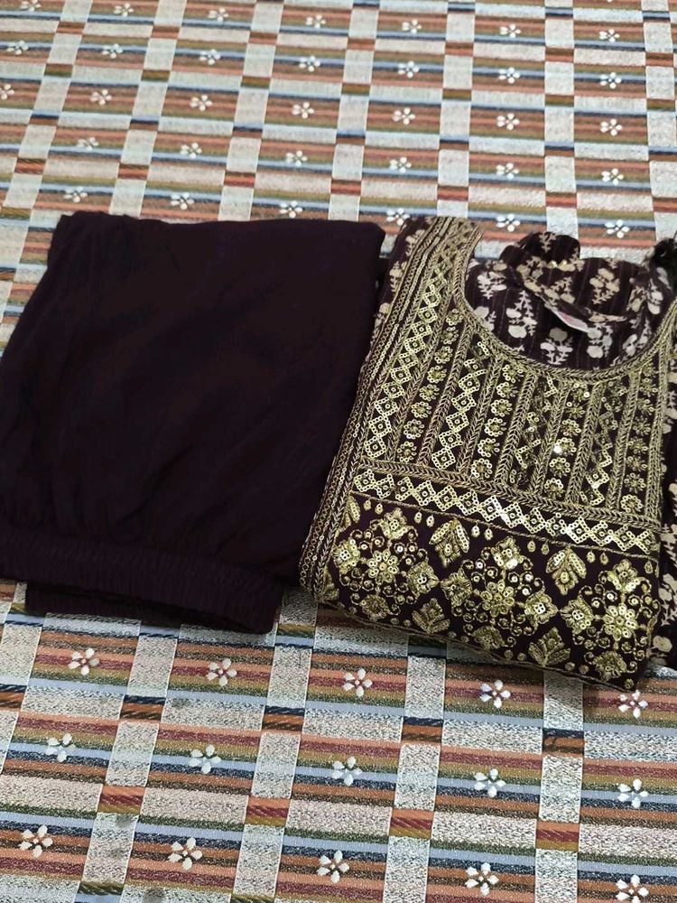 Elegant Embroidered Salwar Pants