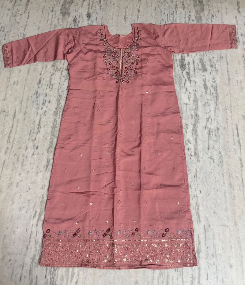 Embroidered Pink Kurta