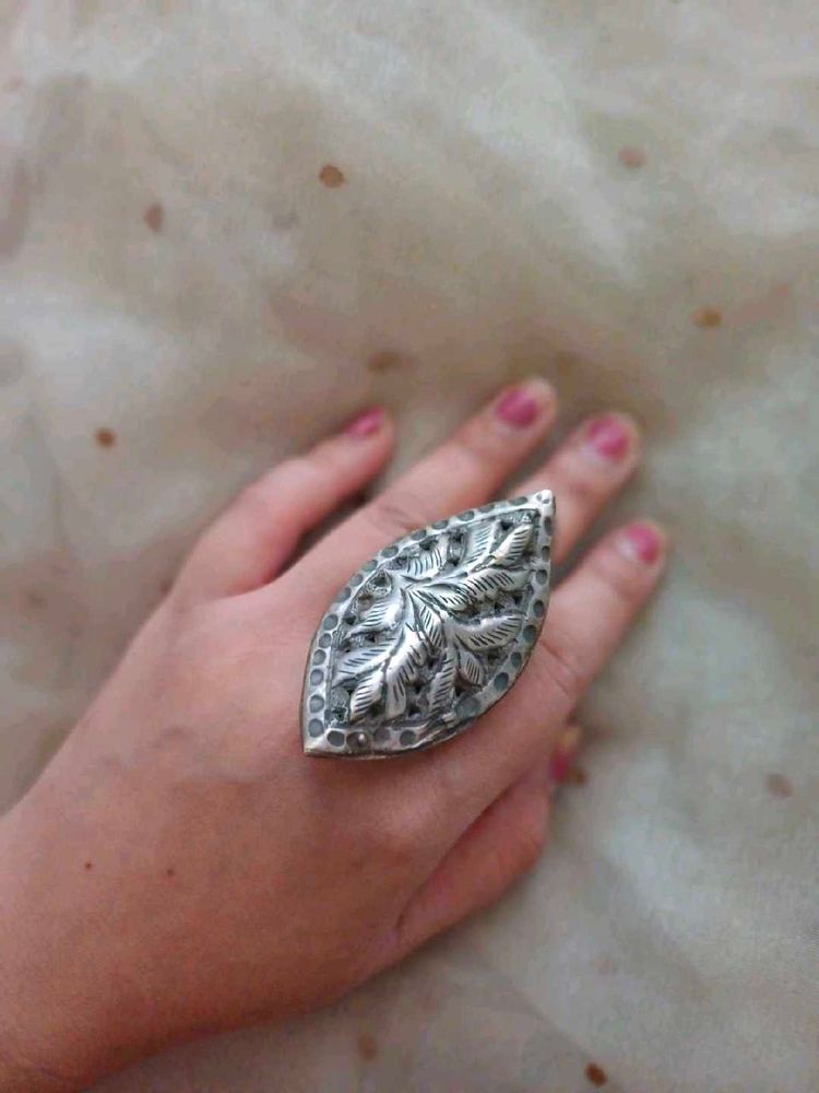 Handmade chitai work Leaf adjustable Ring