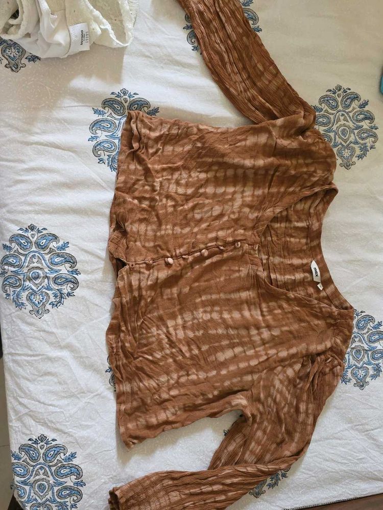 slightly used Boho Tie-Dye Long Sleeve Top