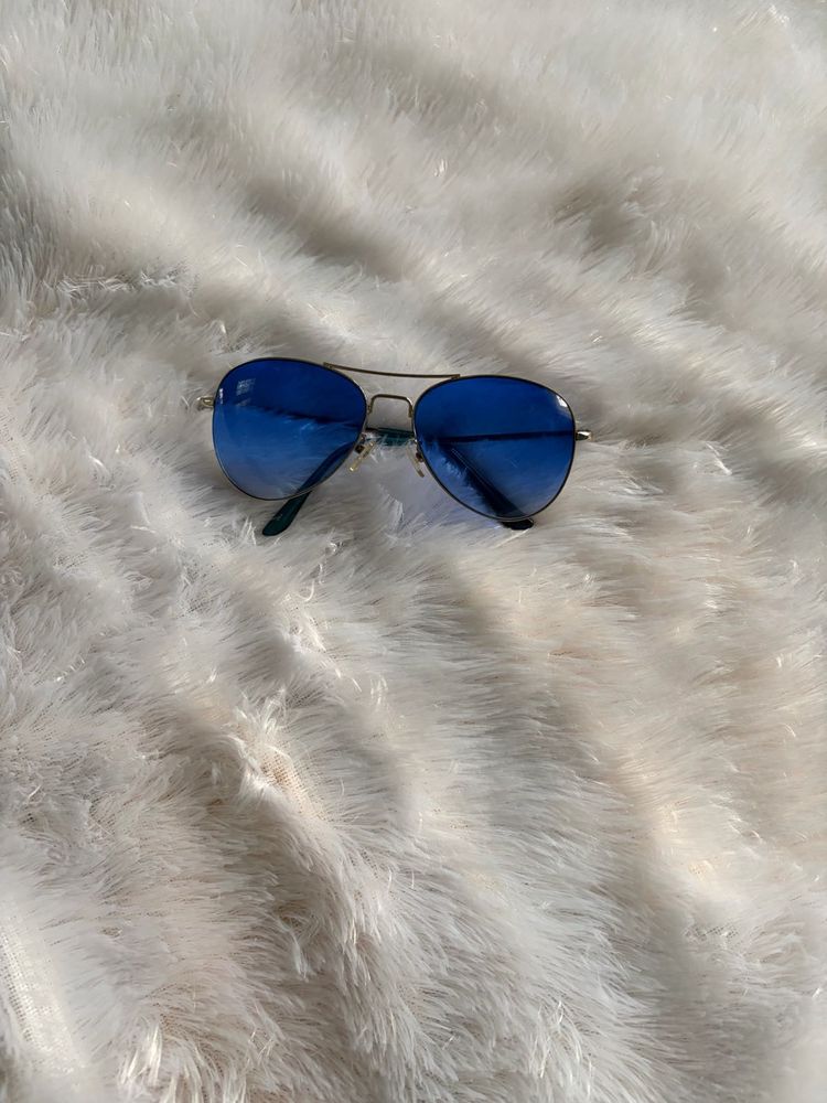 Stylish Blue Aviator Sunglasses
