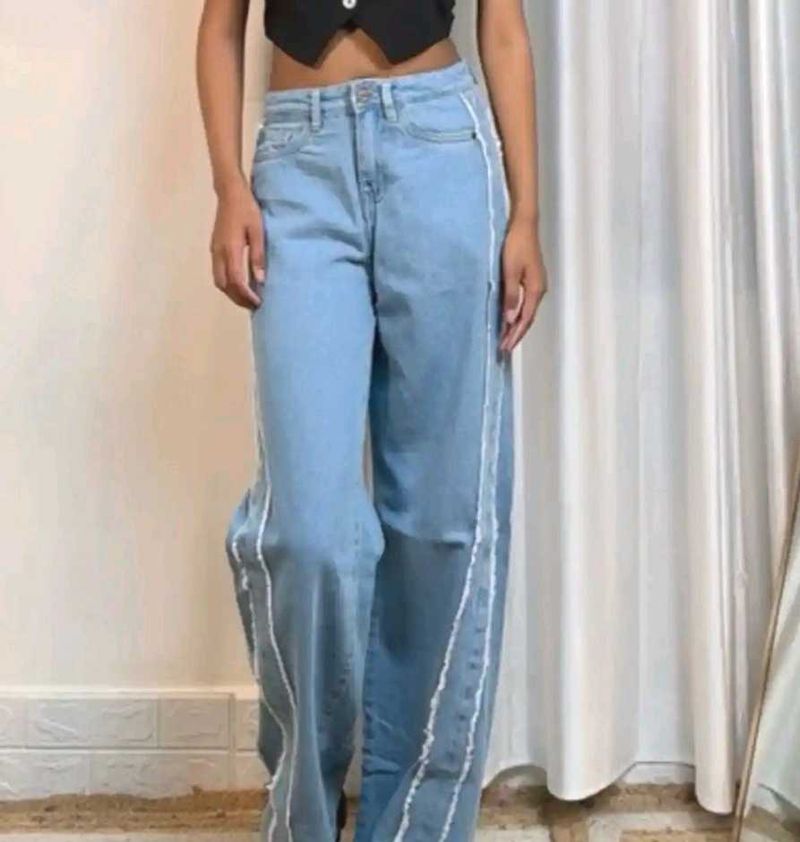 baggy jeans