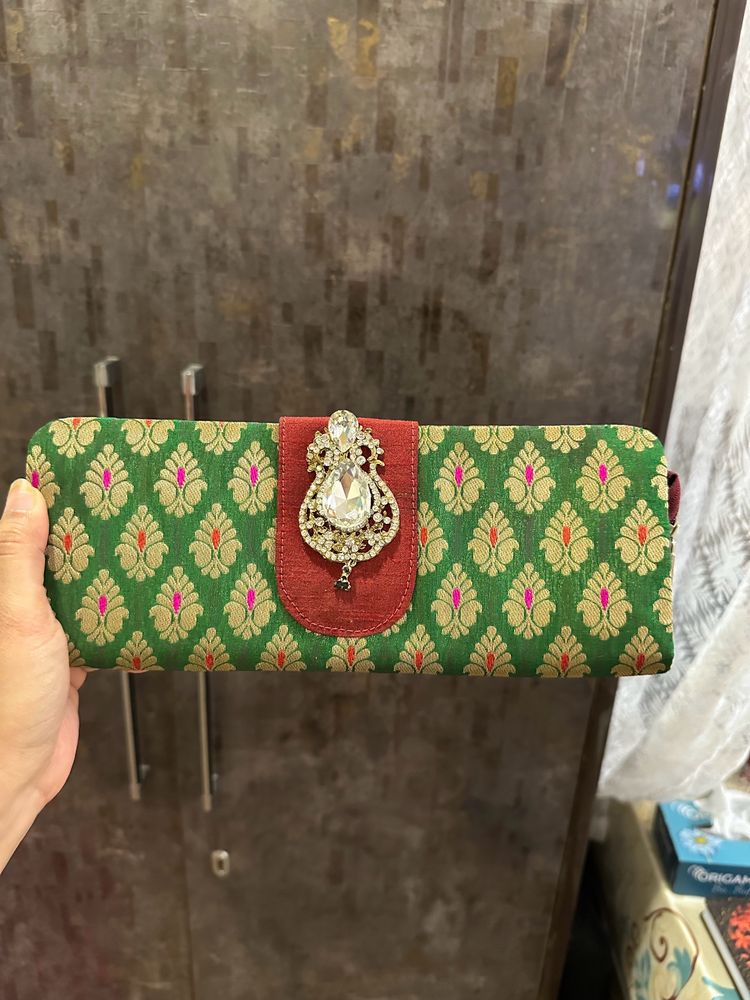 Designer Brocade Clutch – Emerald Green