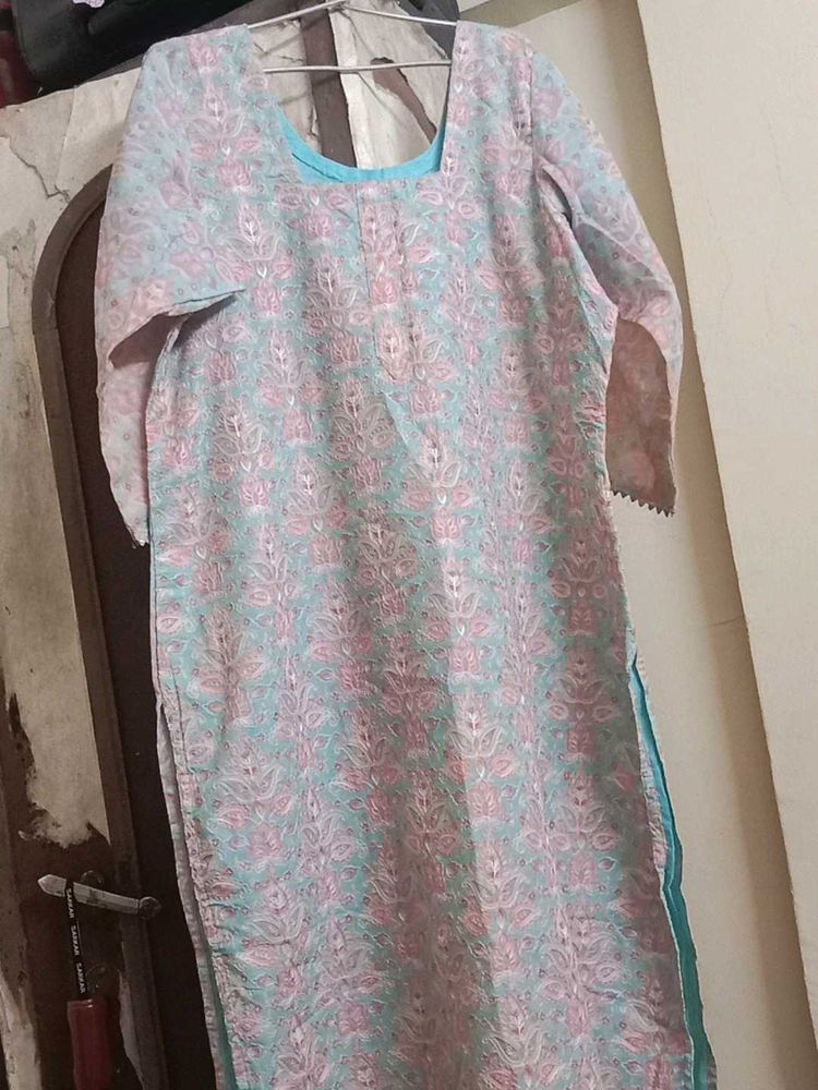 Beautiful Floral Print Kurta