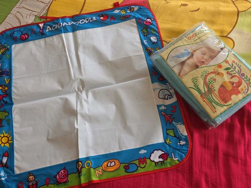 AquaDoodle Magic Drawing Mat&amp; waterproof sheet