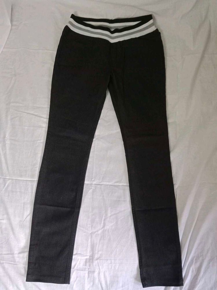Comfortable Black Slim Fit Pants
