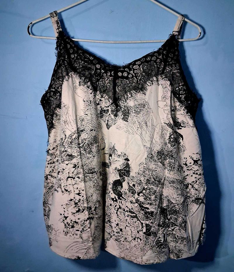 Stylish Lace Trim Camisole Top