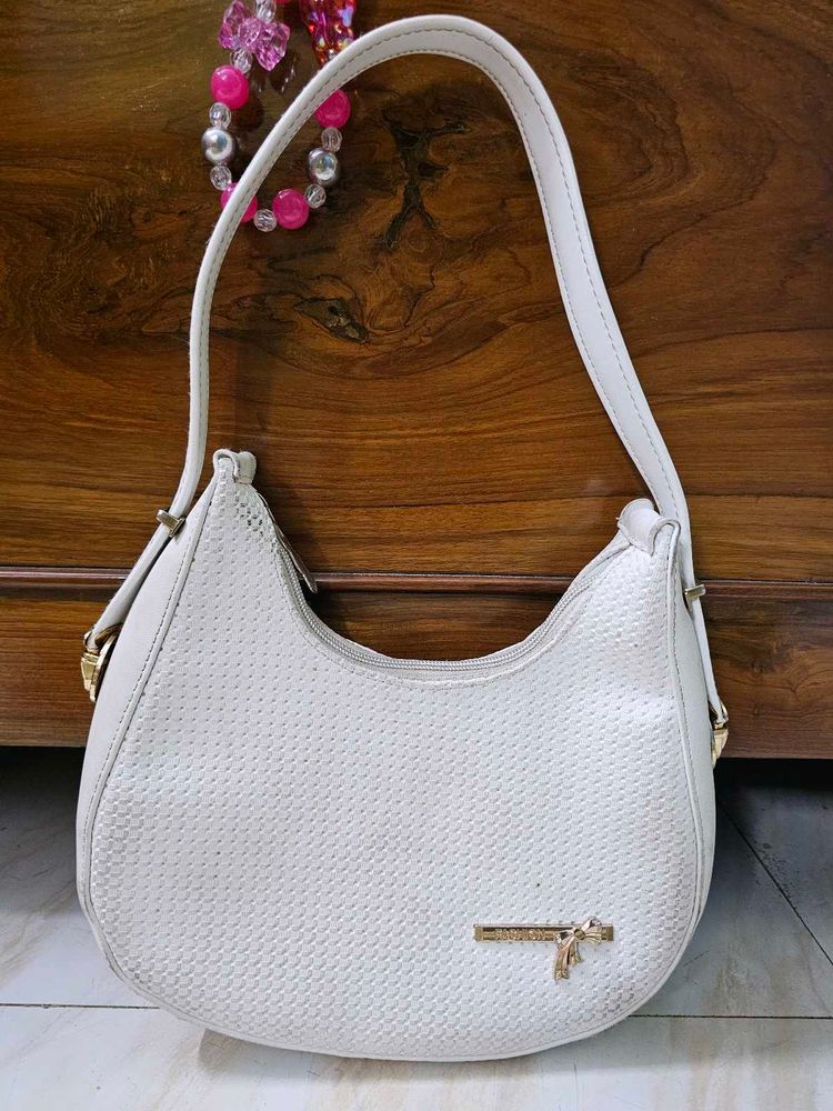 Chic White Shoulder Bag