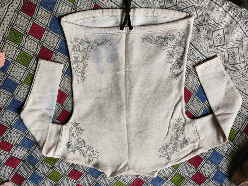 Floral Embroidered Sweatshirt