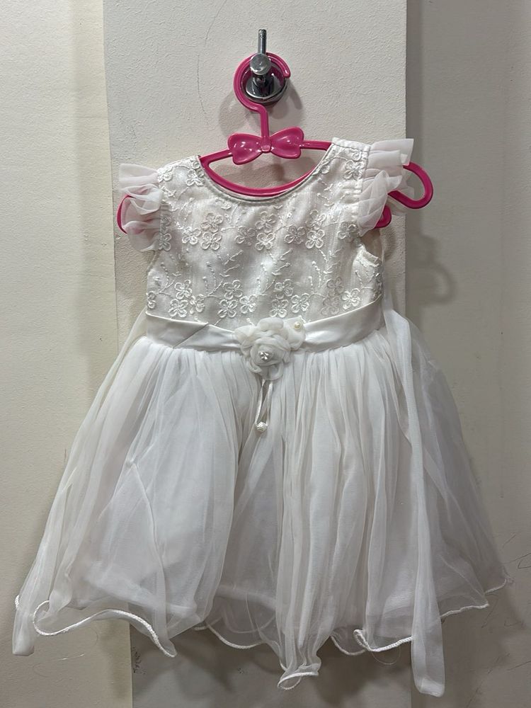Elegant White Tulle Flower Girl Dress