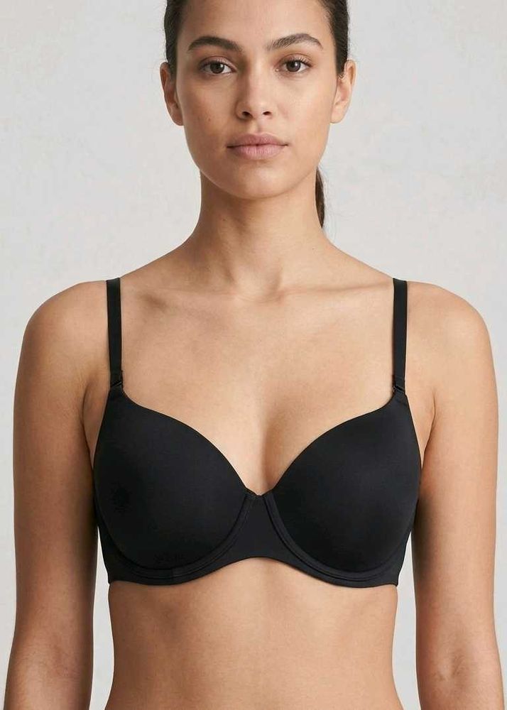 Classic Black Padded Bra 2