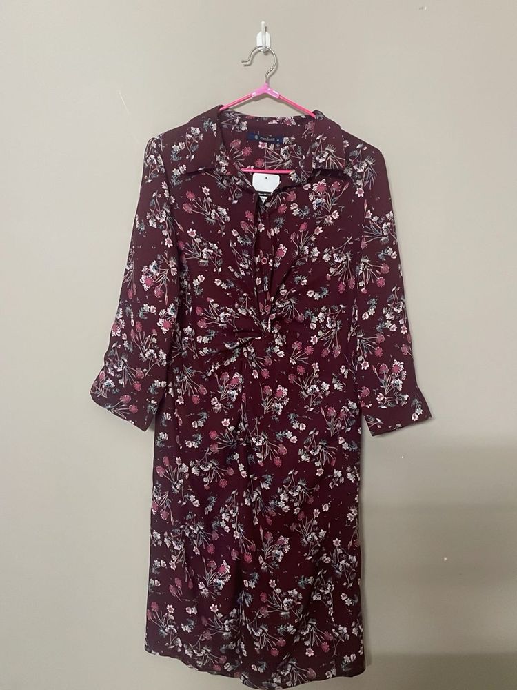 (NEW) Floral Print Twist-Front Dress
