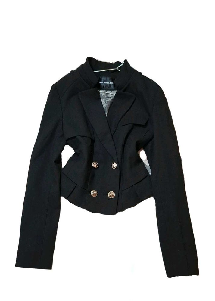 Stylish Black Double-Breasted Cropped Jacket