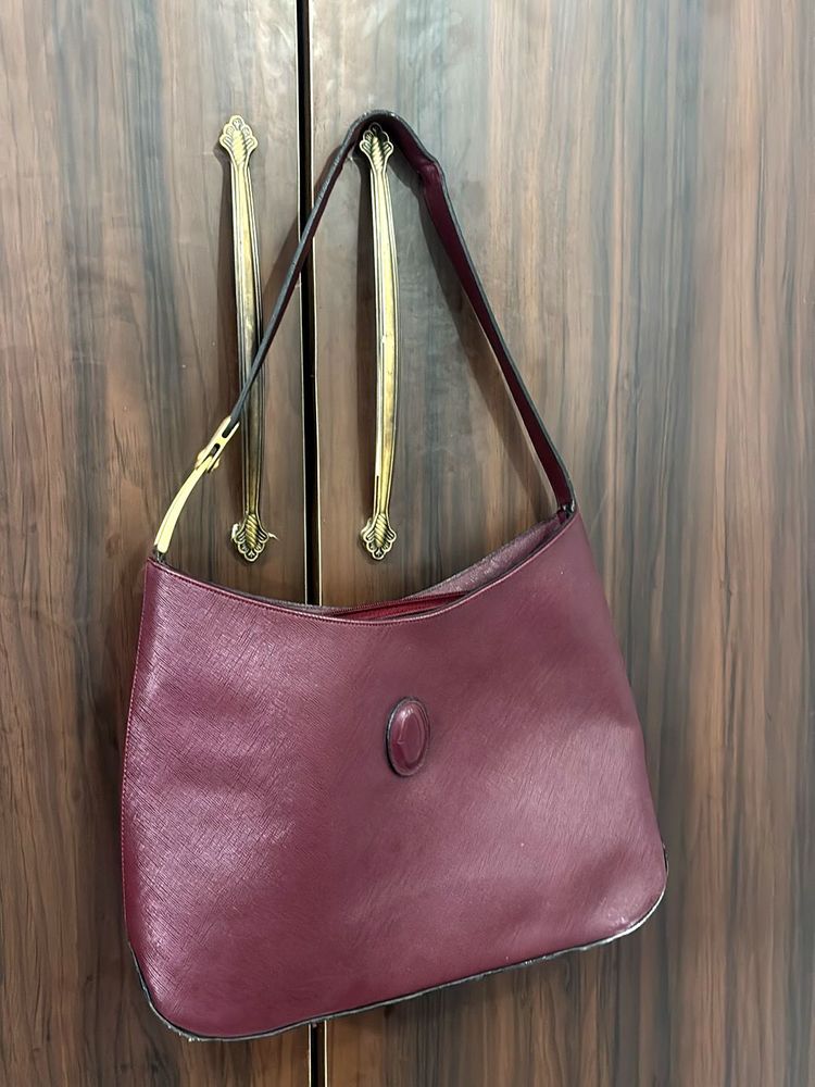 Chic Burgundy Hobo Bag