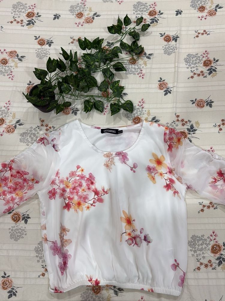 White Floral Top- Size “M”