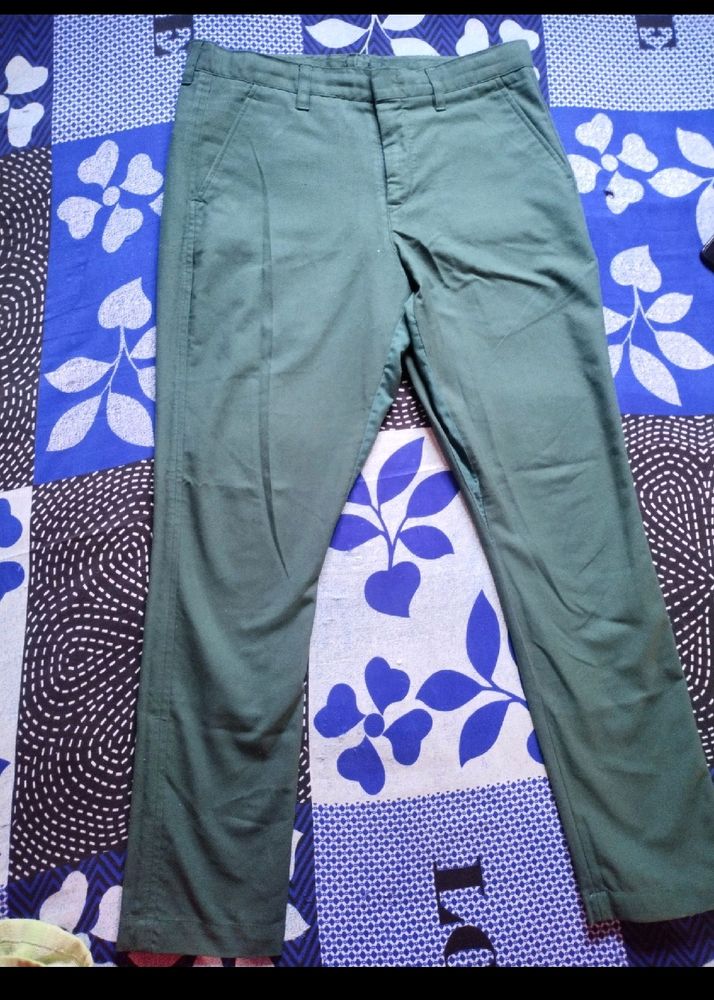 Unisex Green Pant
