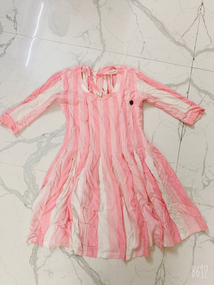 etiquette brand  one piece