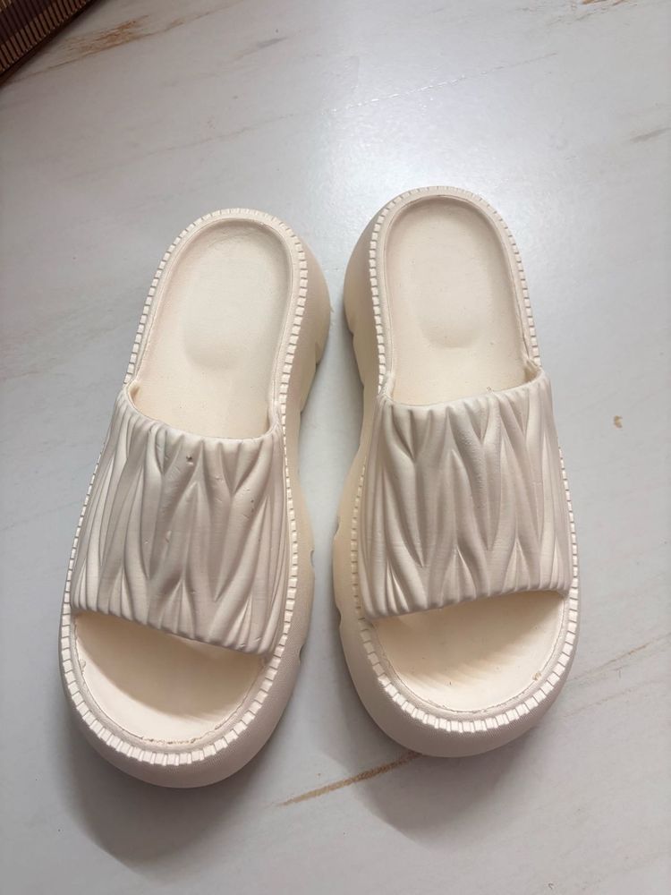 Cream Ruched Platform Slides