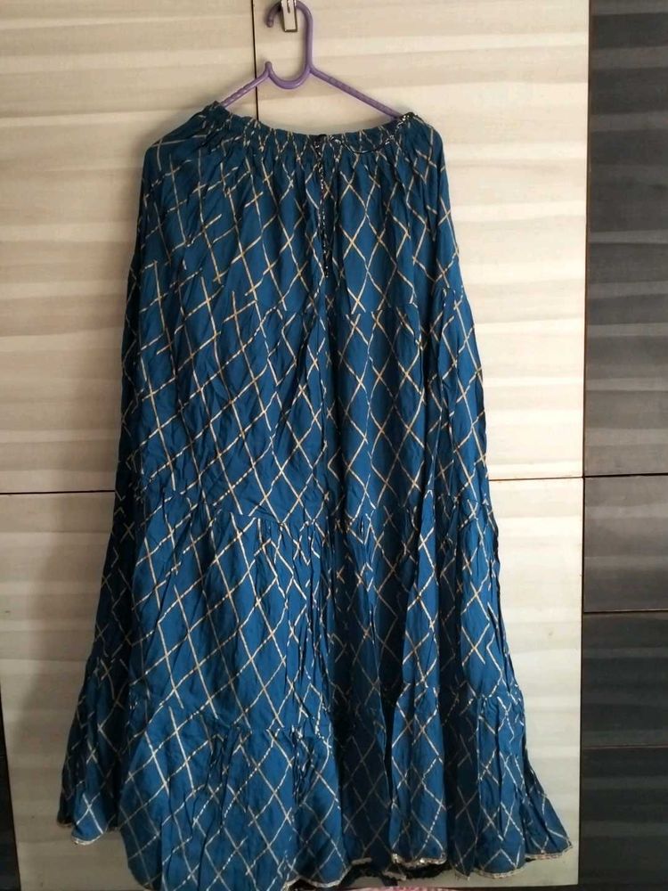 LONG SKIRT