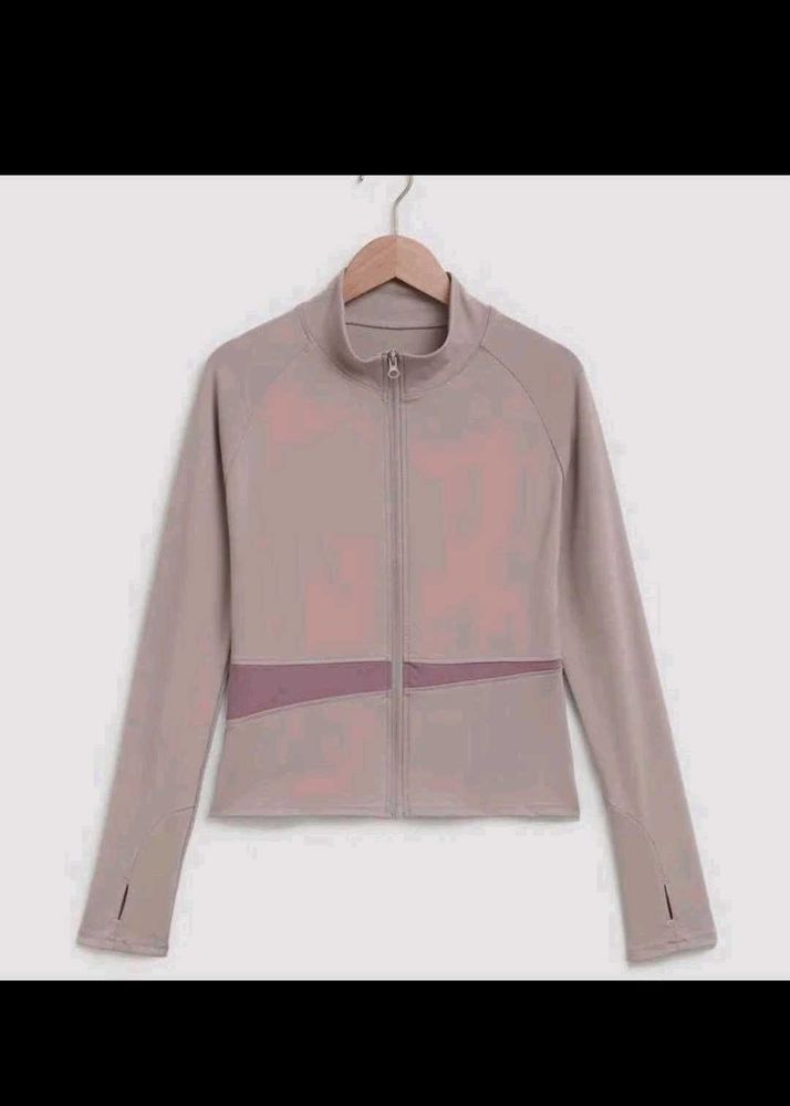 Comfortable Activewear Zip-Up Jacket