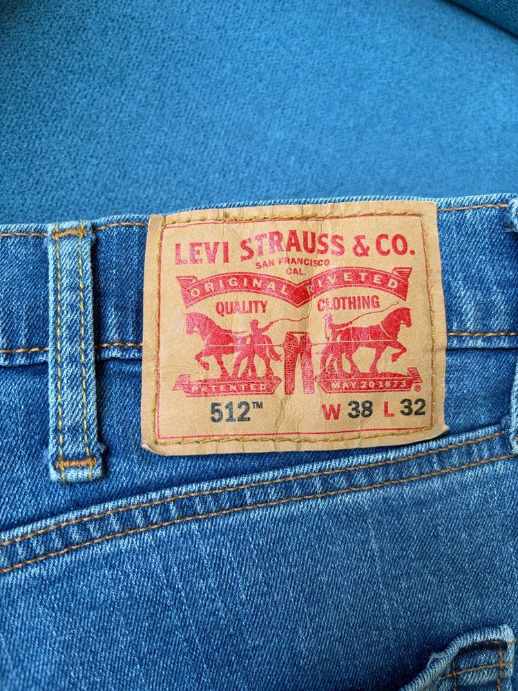 Levi's 512 Jeans