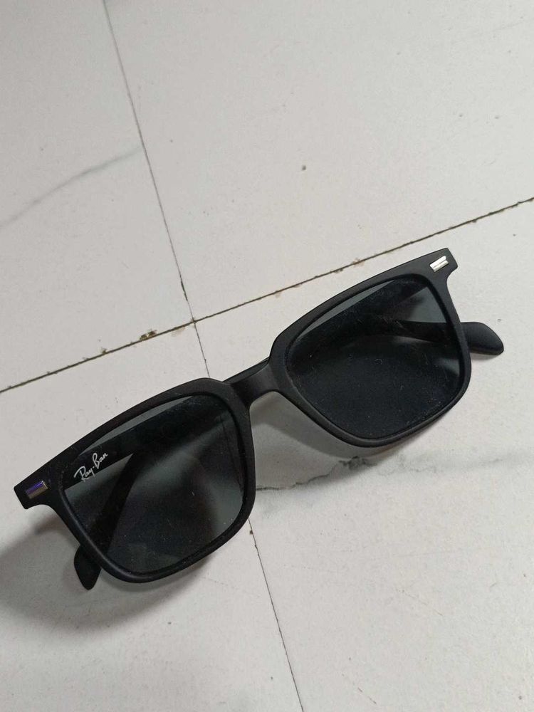 Ray-Ban Sunglasses