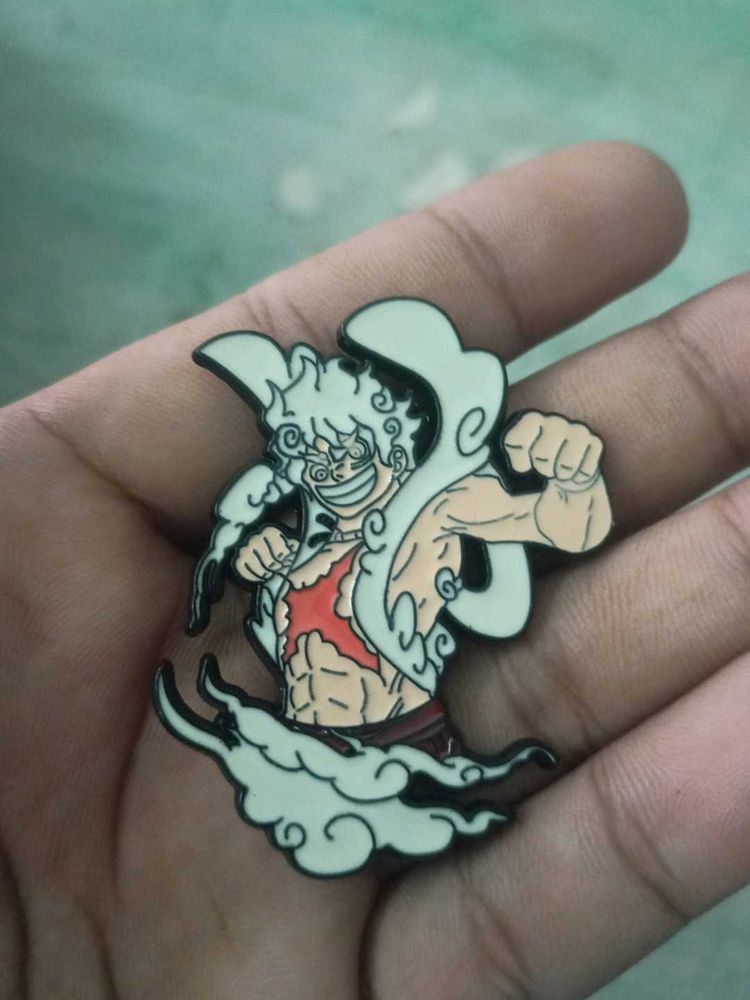 One Piece Luffy Gear 5 Lapel Pin