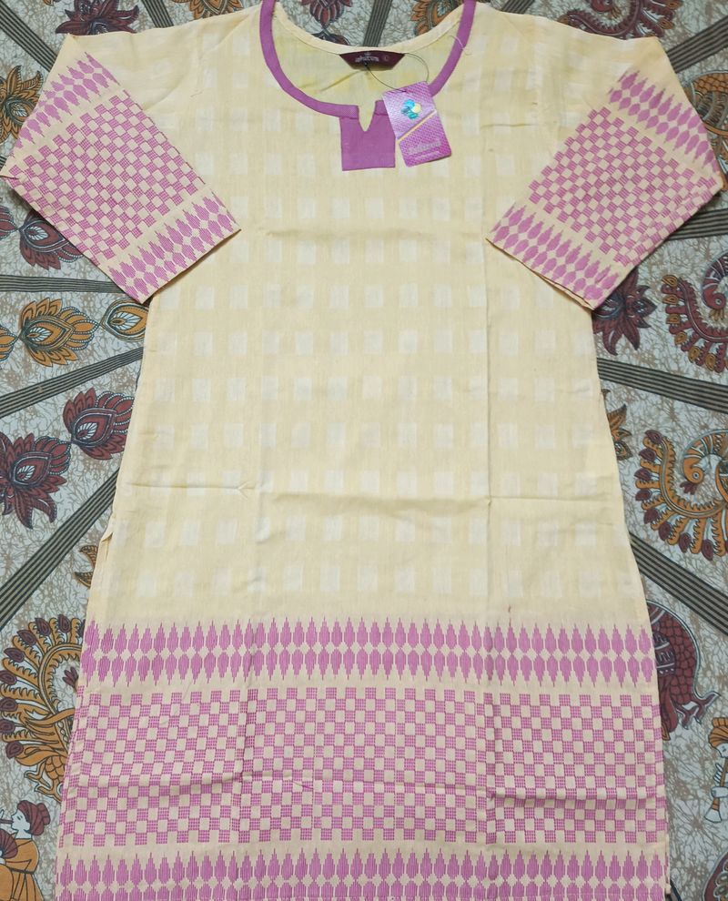 Ishitva Brand Kurti