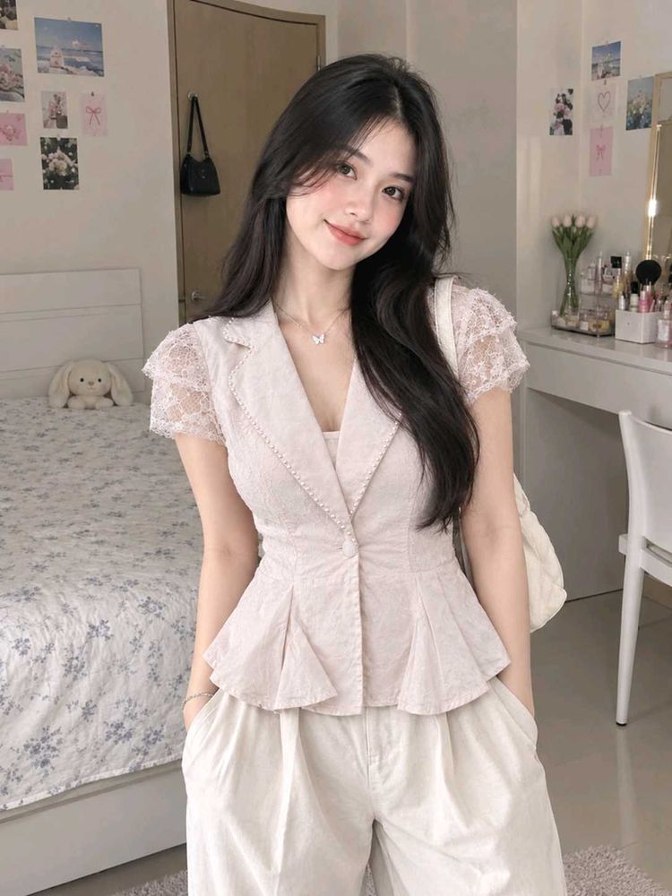 New with tag Korean Chic Peplum Blazer Top