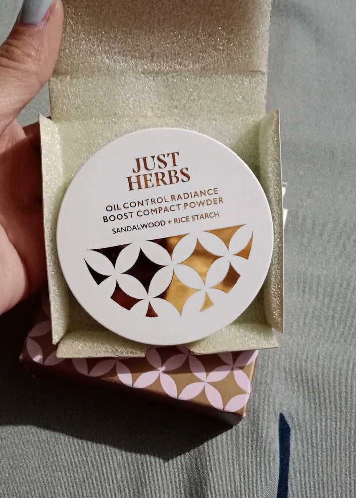 Just Herbs Compact Powder