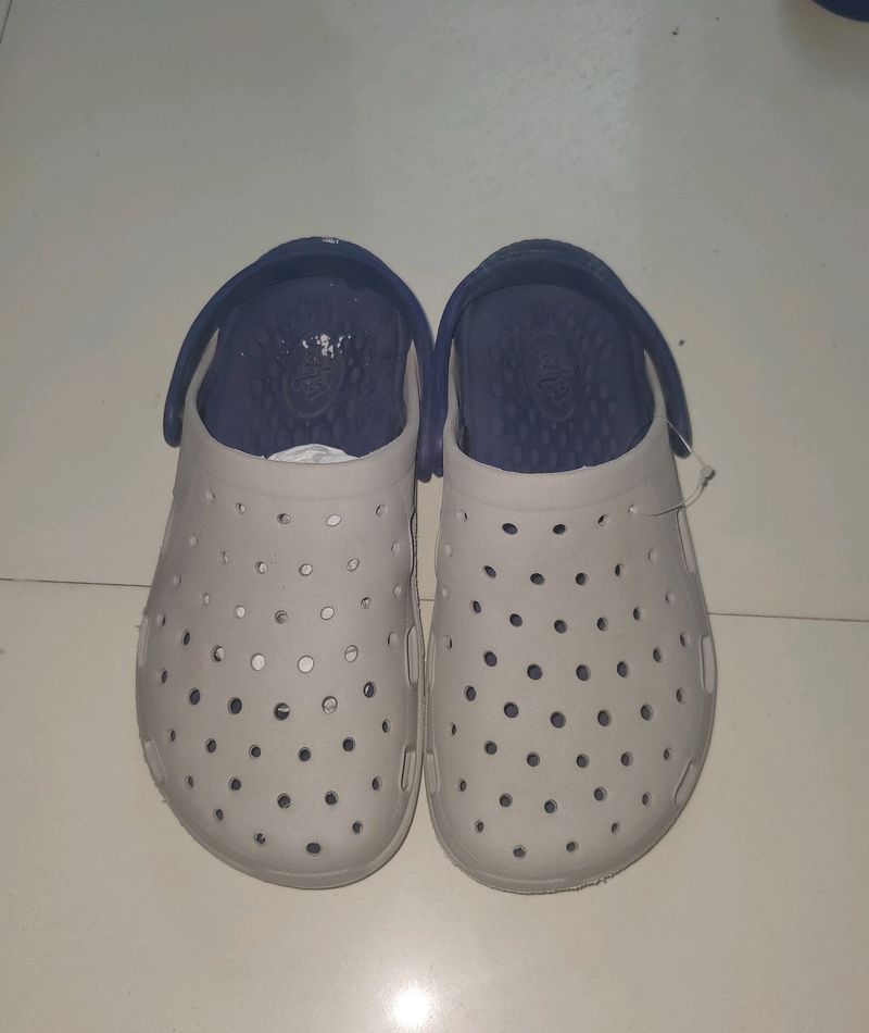 Liberty Men's Casual Clogs. Like New.