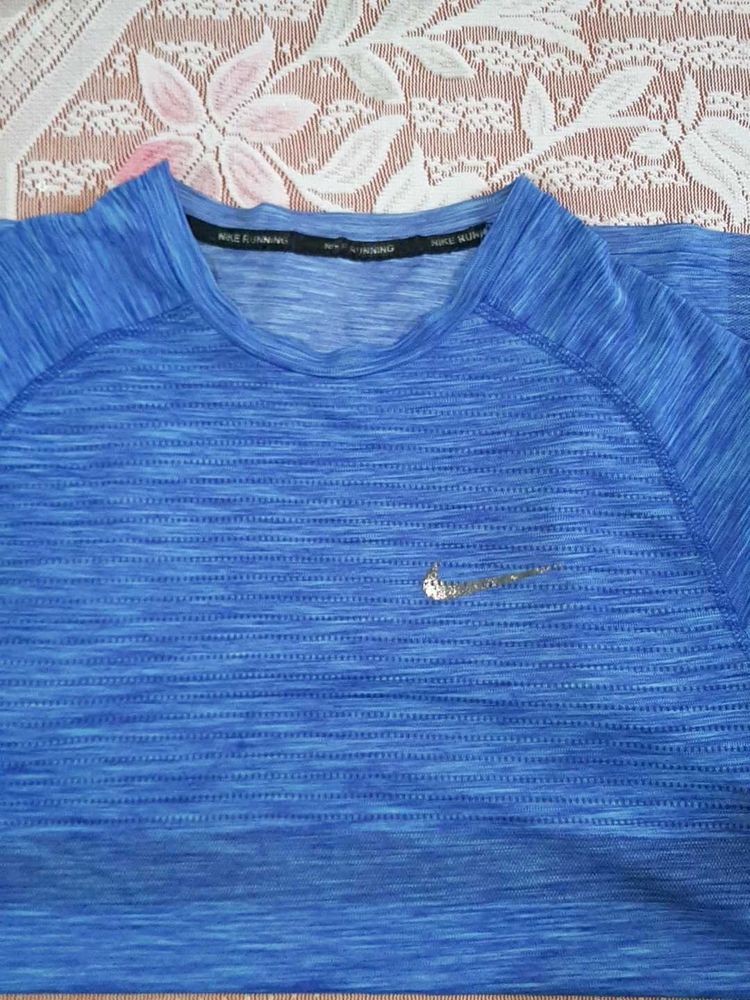 Nike Running T-Shirt