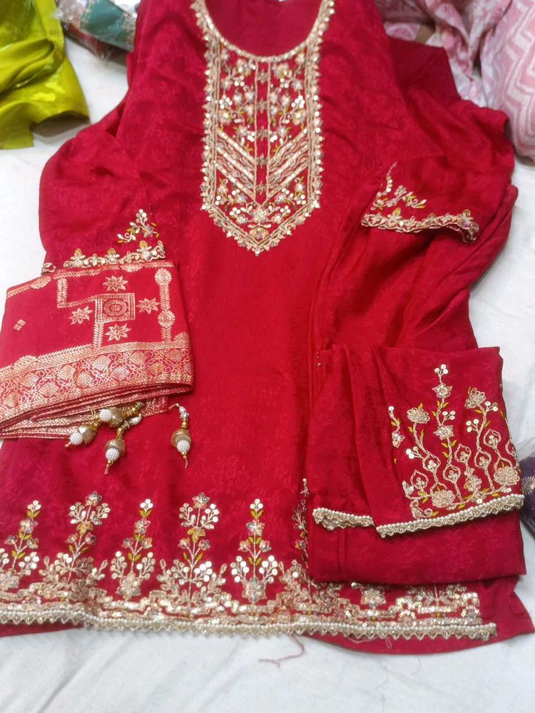 Elegant Red Embroidered Kurta Set