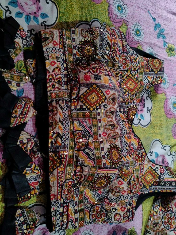 Beautiful Lahnga With Banarsi Dupatta, Free Earing