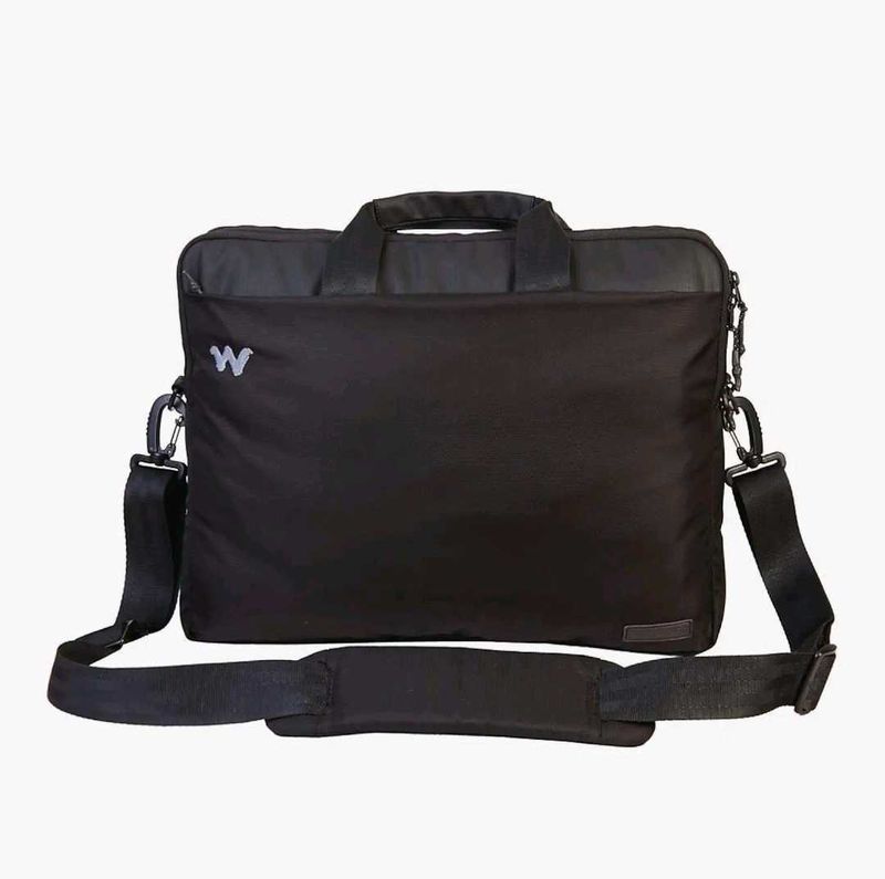 Sleek Black Laptop Bag