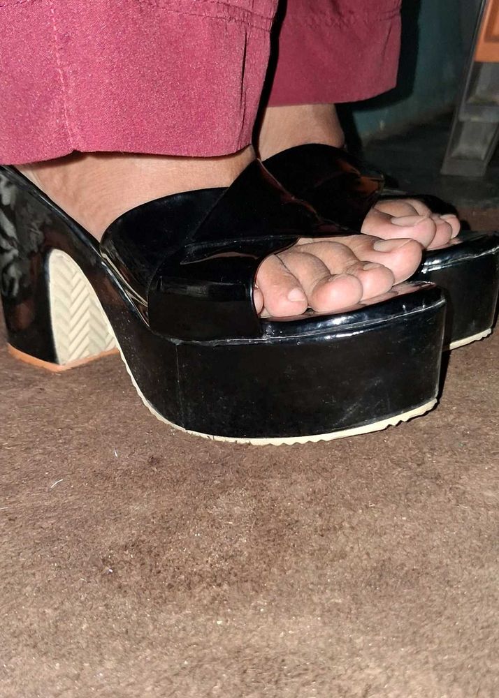 heel 👠
