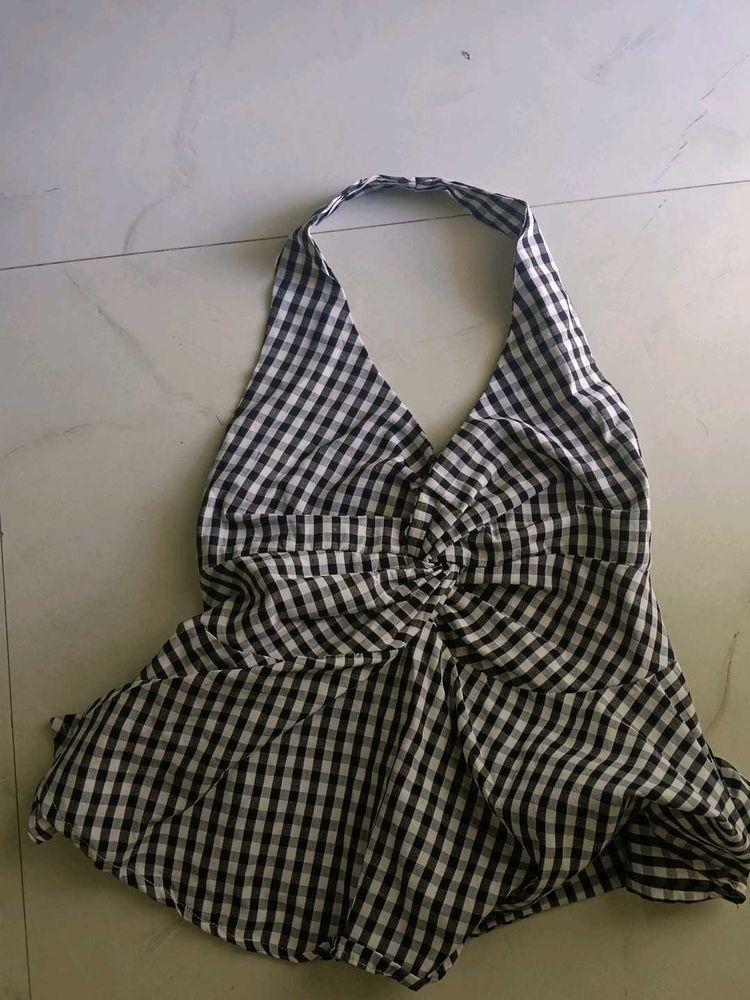Chic Gingham Halter Neck Top