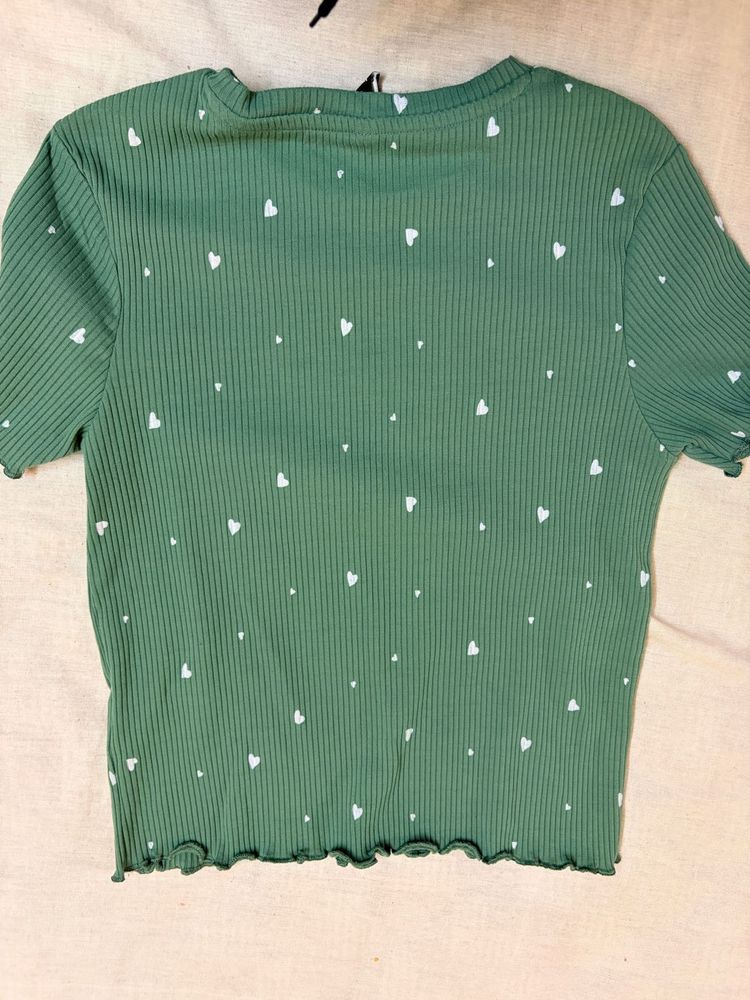 Green Ribbed Heart Print Crop Top