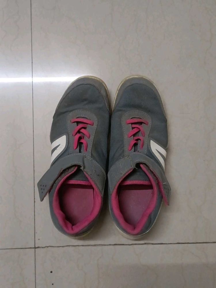 Gray &amp; Pink Casual Sneakers
