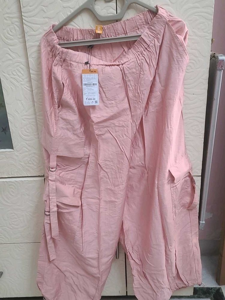 Stylish Pink Cargo Pants