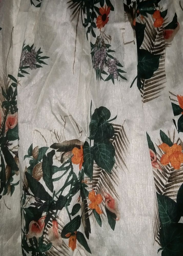 White Floral Skirt .Stiched Length 34