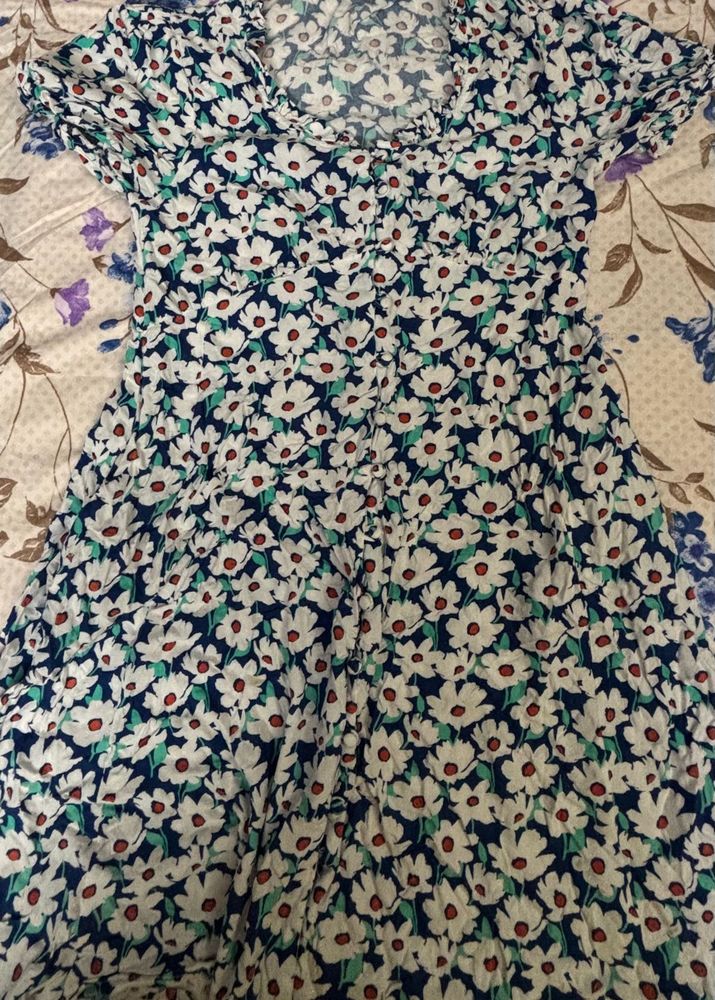 Floral Knee-length Dress