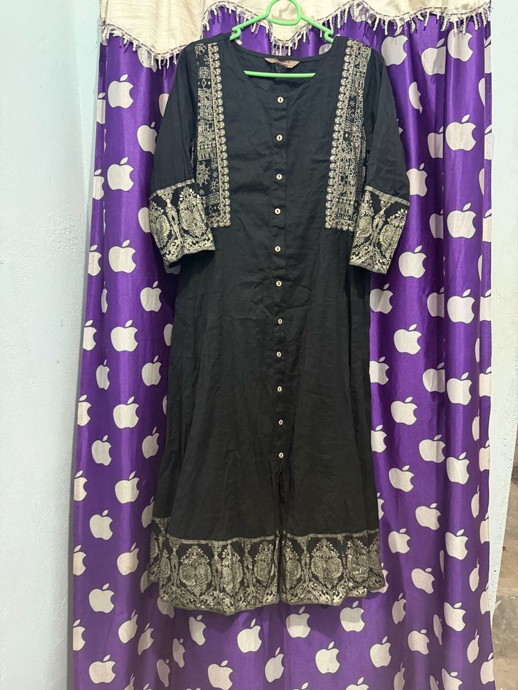 Elegant Black Kurta with Gold print