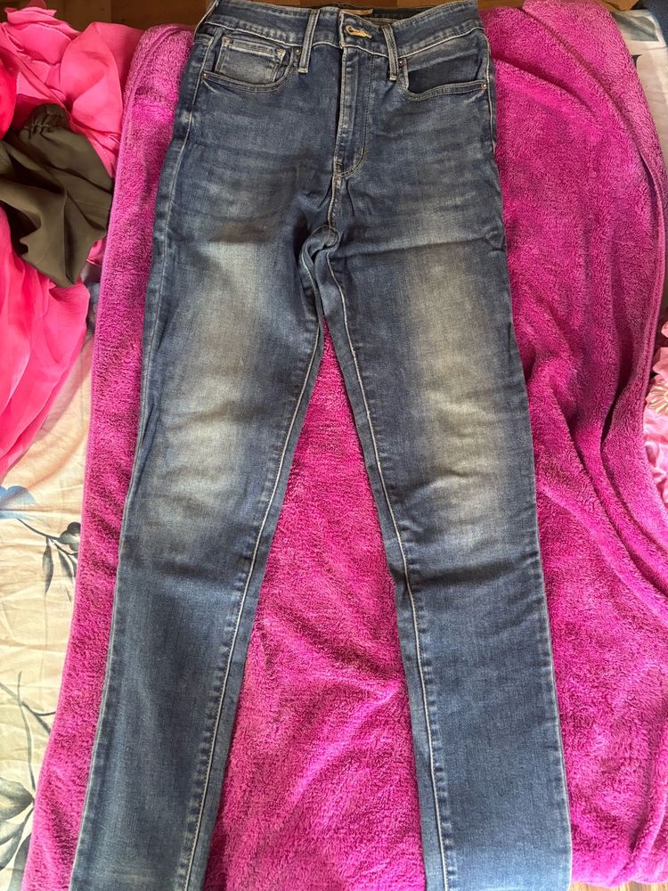 Stylish Blue Denim Jeans