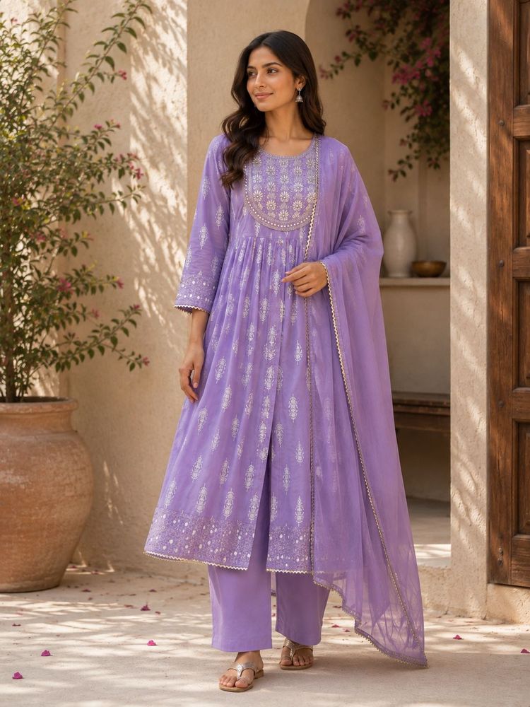 Elegant Lavender Kurta Set