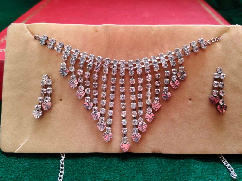Sparkling Waterfall Necklace &amp; Earrings Set