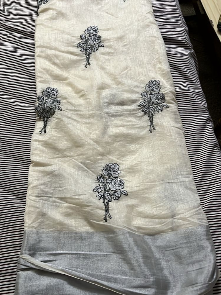 Off White Rose Saree